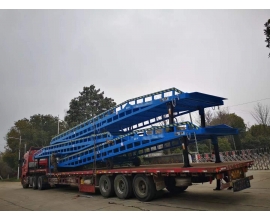 長(zhǎng)沙移動(dòng)式登車(chē)橋
