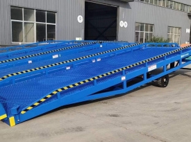 固定式登車(chē)橋的安全性適用注意事項(xiàng)